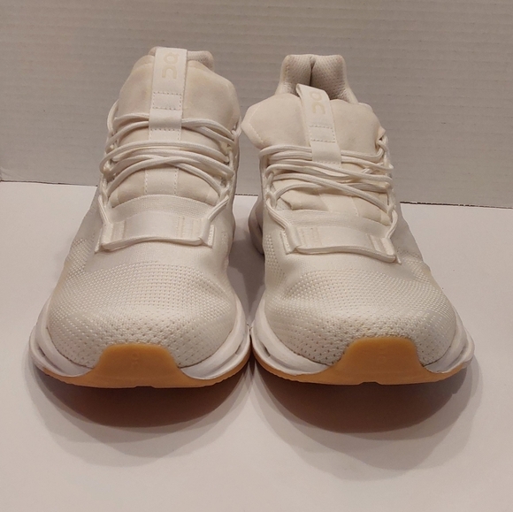 ON CLOUDNOVA UNDYED 9W BRAND NEW - Picture 2 of 5